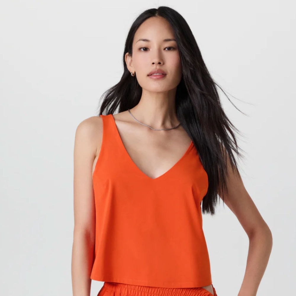 Vuori Villa Cropped Tank - Bright Poppy